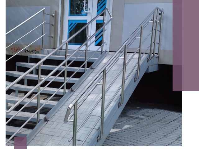 Пандус на крыльцо под ключ в Архангельске: монтаж и изготовление